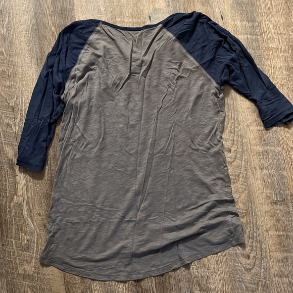 Baseball Style Top - Picture 4 of 4